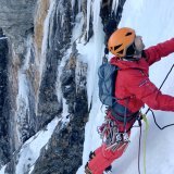 Dans les métiers de montagne, celui de guide fascine toujours autant (ill. le guide Grégoire Carron en action)